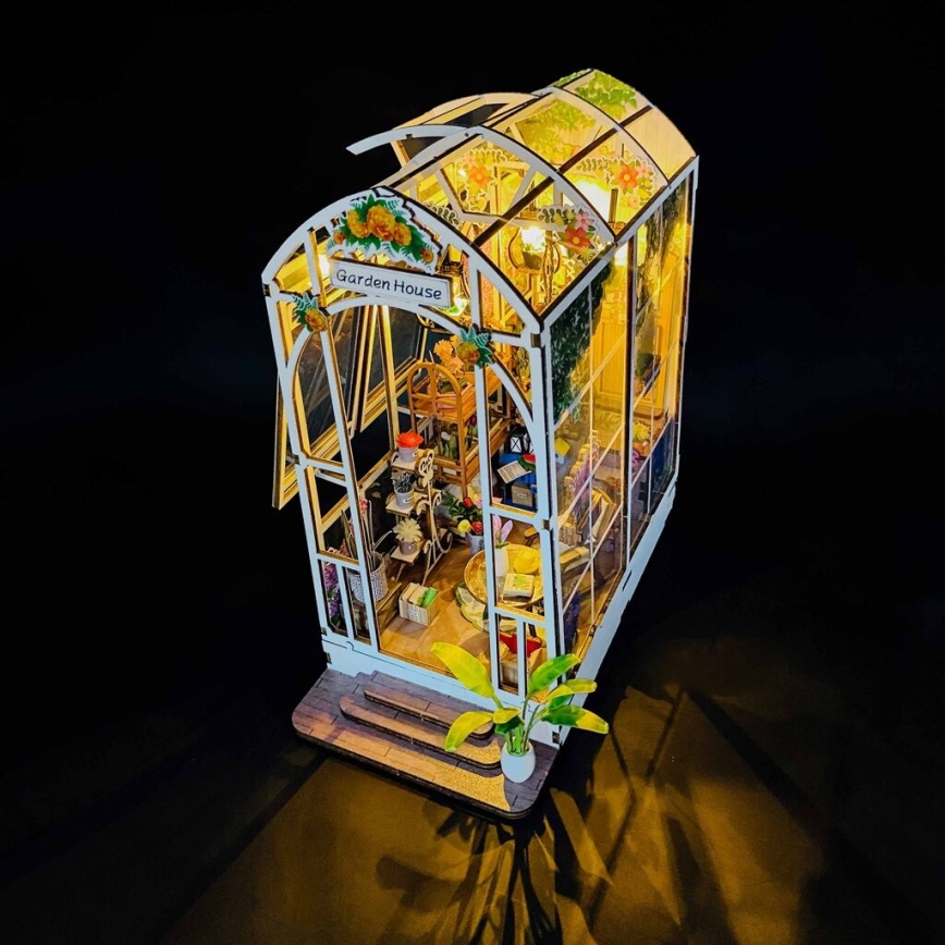 2Kids Toys - Miniatura de Casa Jardim 2xAAA