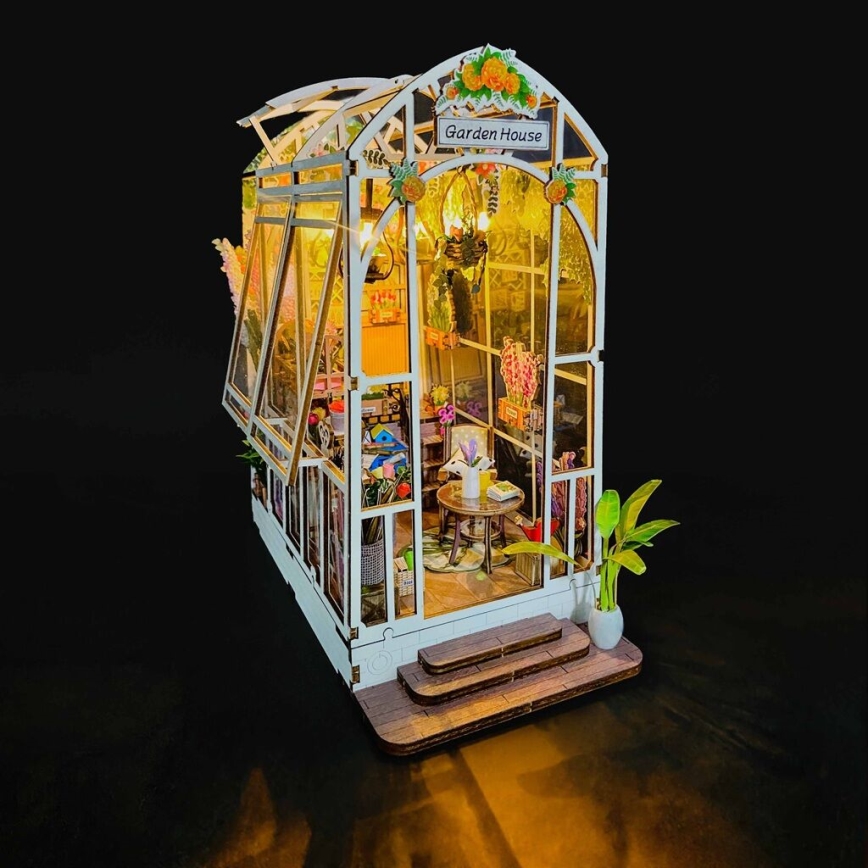 2Kids Toys - Miniatura de Casa Jardim 2xAAA