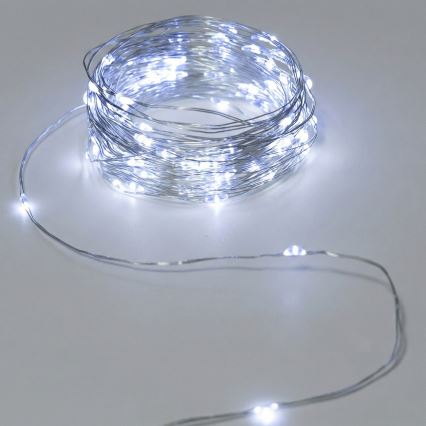 Aigostar - Cordão de luz LED para exterior 50 LEDs/3xAA IP44 5,3 m branco frio