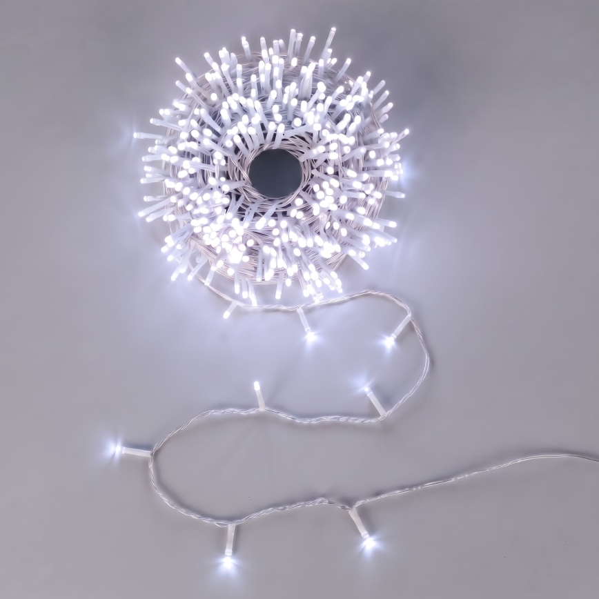 Aigostar - Cordão de luzes de Natal LED para exterior 150 LEDs / 8 funções, 3x pilhas AA, 5,3 m, IP44, azul