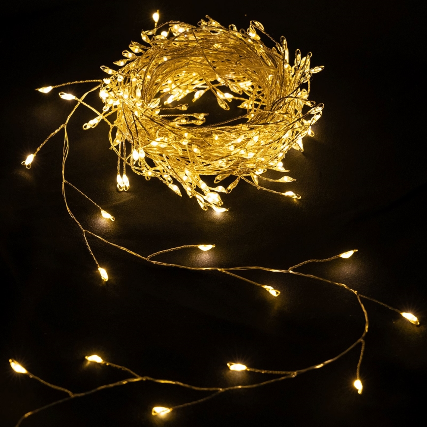 Aigostar - Guirlanda luminosa LED de Natal para exterior 200 LEDs/8 funções 3xAA 6,3m IP44 branco quente