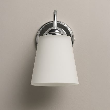 Aplique de parede PAFOS 1xE27/15W/230V cromado brilhante