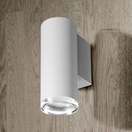 Aplique de parede para casa de banho LED RGBW dimerizável TURYN 1xGU10/4,8W/230V 3000K IP44 branco + comando remoto