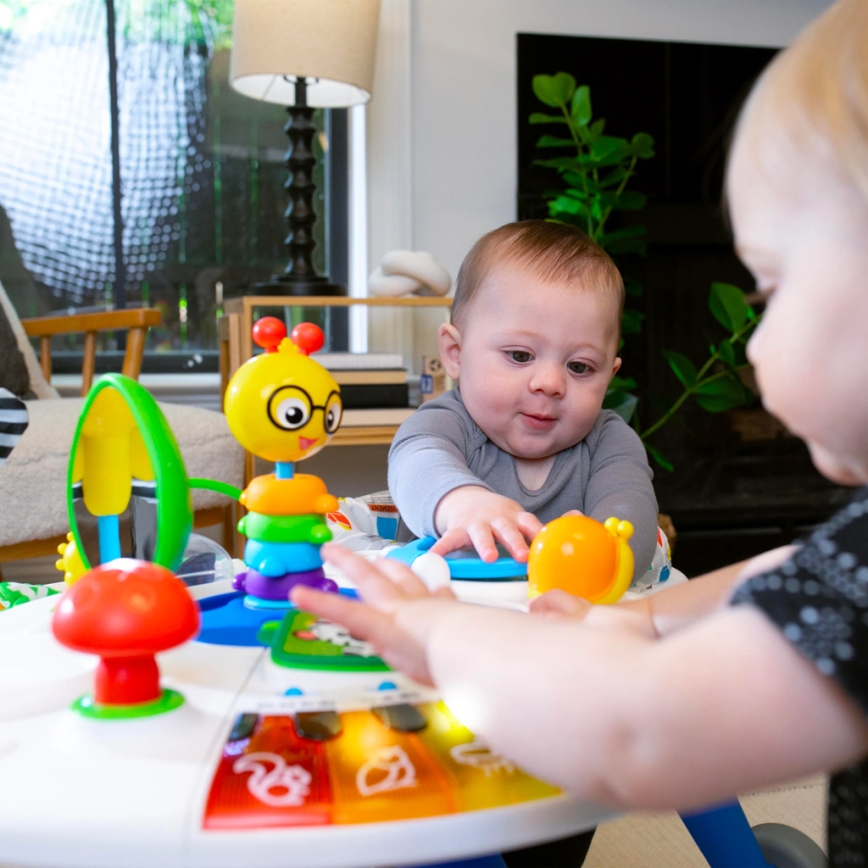Baby Einstein - Centro de Atividades Infantil 4 em 1 AROUND WE GROW 3xAA