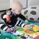 Baby Einstein - Cobertor infantil para brincar CATERPILLAR&FRIENDS