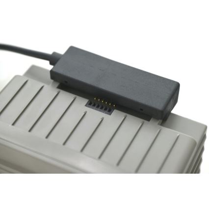 Bateria Li-ion para frigorífico de automóvel com carregador 11,1V 15600 mAh