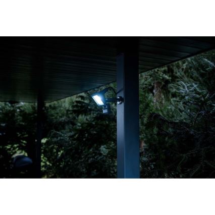 Brennenstuhl - Projetor LED Exterior com sensor LED/10W/230V 6500K IP65