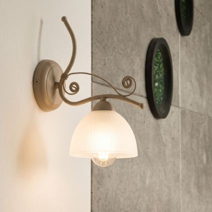 Brilagi - Aplique de parede ANTICO MODERN 1xE27/60W/230V bege
