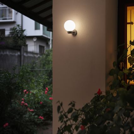 BRILAGI - Aplique de parede exterior com sensor de movimento HARBOR 1xE27/40W/230V IP33 preto/branco
