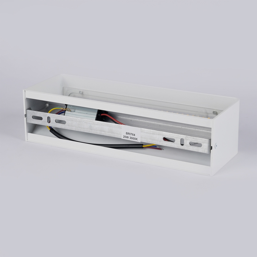 Brilagi - Aplique de parede LED exterior DONNANI LED/12W/230V 30 cm branco IP44