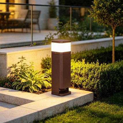 BRILAGI - Candeeiro de exterior com 2 tomadas SCHUKO PILLAR 1xG9/11W/230V IP44 castanho