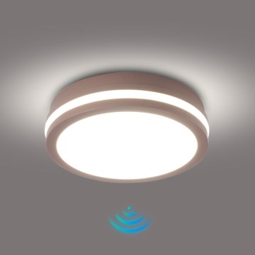 Brilagi - Candeeiro de tecto LED para exterior com sensor BENE LED/18W/230V Ø 21,5 cm castanho IP54