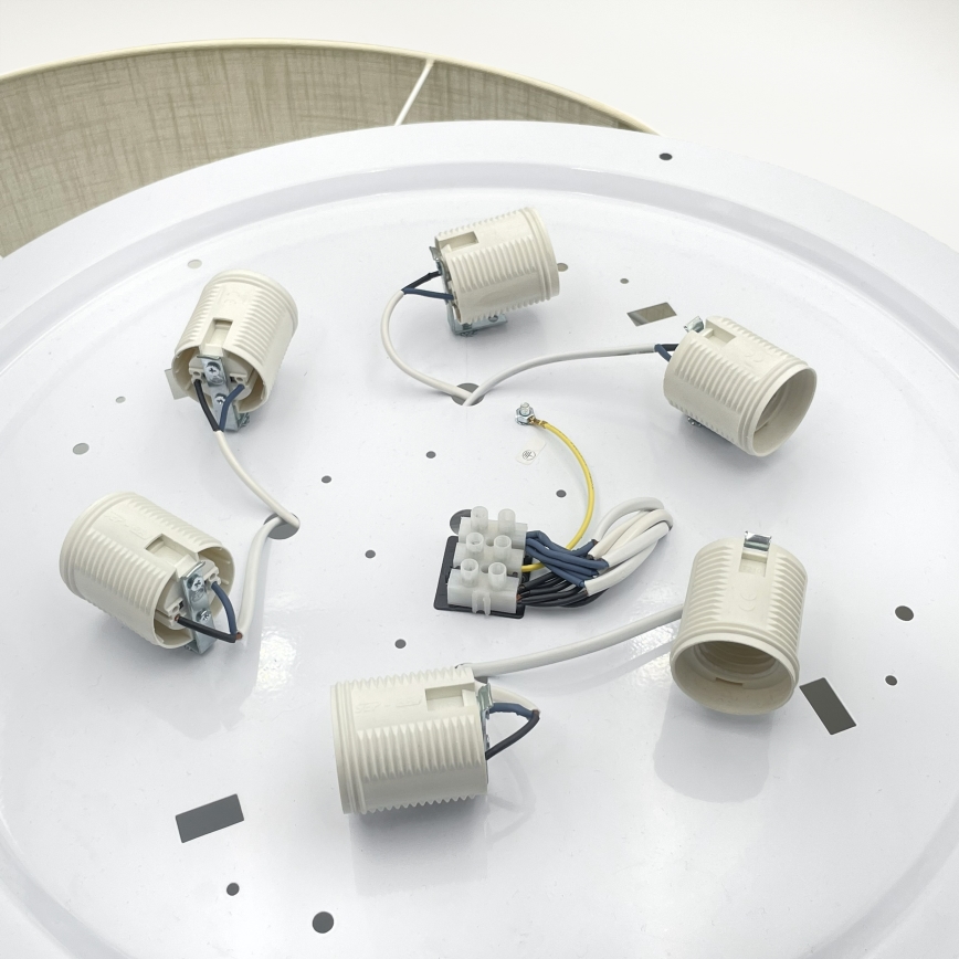 Brilagi - Candeeiro de teto LED SIRIJA 6xE27/15W/230V, Ø 80 cm, branco