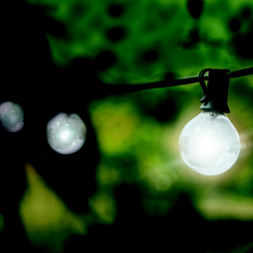 Brilagi - Guirlanda LED decorativa para exterior GIRLANDA 25xE12/0,8W/230V 20m IP44 branco frio