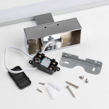 Brilagi - Iluminação LED para espelho de casa de banho 3 em 1 VESTRA LED/6W/230V 30 cm IP44 cromado brilhante