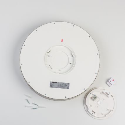 Brilagi - Candeeiro de tecto LED para casa de banho POOL LED/36W/230V 3000/4000/5500K Ø 40 cm IP54 acabamento em latão