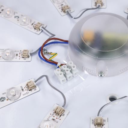 Brilagi - Candeeiro de tecto LED dimerizável ALSON LED/72W/230V 3000-6500K carvalho diâmetro 78 cm + controlo remoto