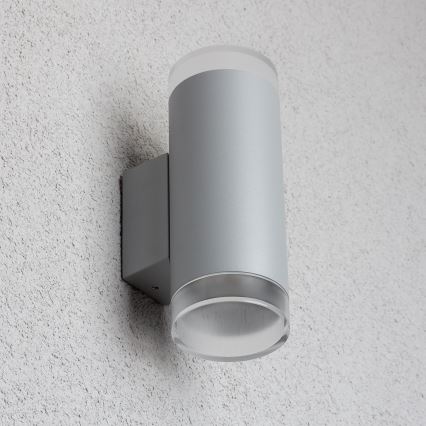 Brilagi - Aplique de parede exterior LED RGBW dimerizável MATERA 2xGU10/4,8W/230V 3000K IP54 cinzento + comando remoto