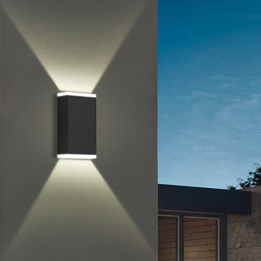 Brilagi - Luminária de parede solar LED SUN GUARD LED/2W/3,7V 2000 mAh IP45