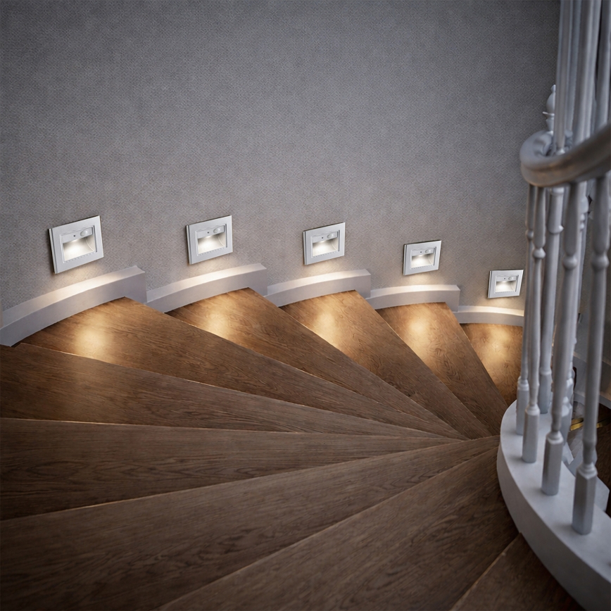 Brilagi - Luminária LED para escadas com sensor STEP LIGHT LED/1,5W/230V IP44 prateada
