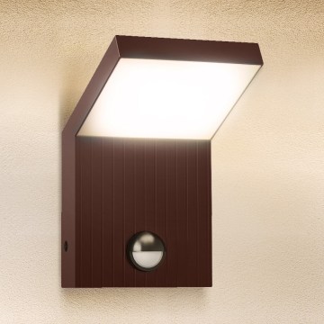 Brilagi - Luminária de parede LED para exterior com sensor RIANO LED/8W/230V castanha IP65