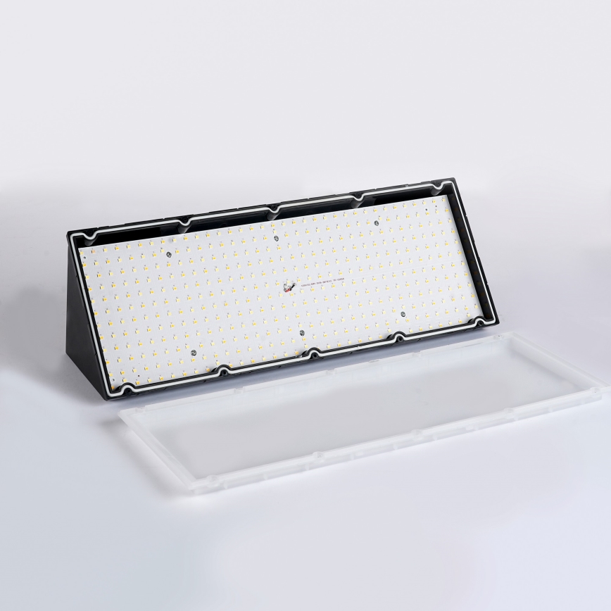 Brilagi - Aplique de parede exterior LED TRIANGLE LED/42W/230V 3000/4000/6500K 45 cm preto IP65