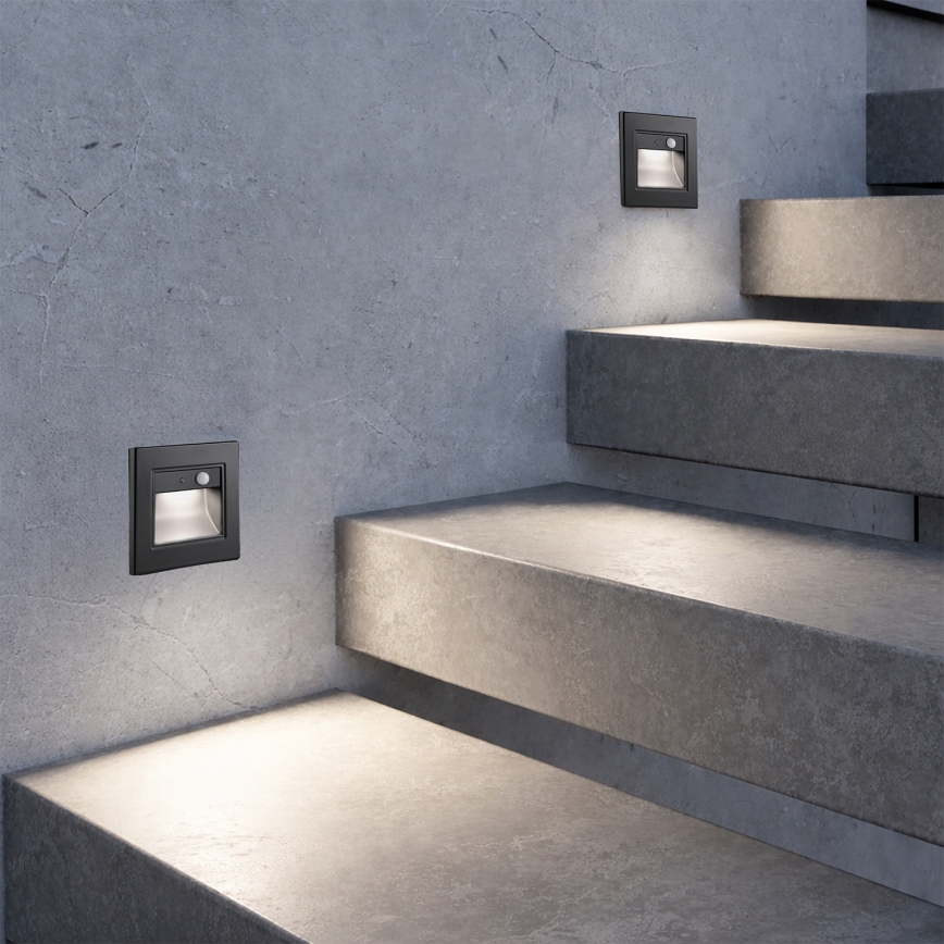 Brilagi - Luminária para escada LED com sensor STEP LIGHT LED/1,5W/230V IP44 preta