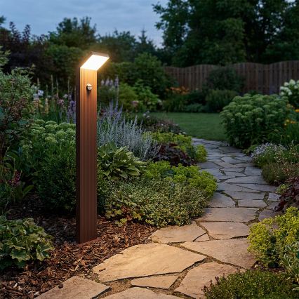 BRILAGI - Luminária LED de exterior com sensor RIANO LED/8W/230V castanha IP65 80 cm