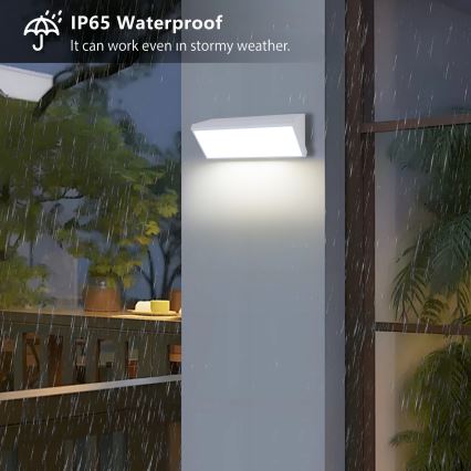 Brilagi - Aplique de parede LED para exterior com sensor TRIANGLE LED/42W/230V 45 cm branco IP65