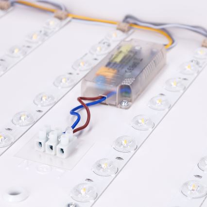 Brilagi - Luminária de teto LED dimerizável PILANA LED/60W/230V 3000-6500K carvalho/preto 56x56 cm + controlo remoto