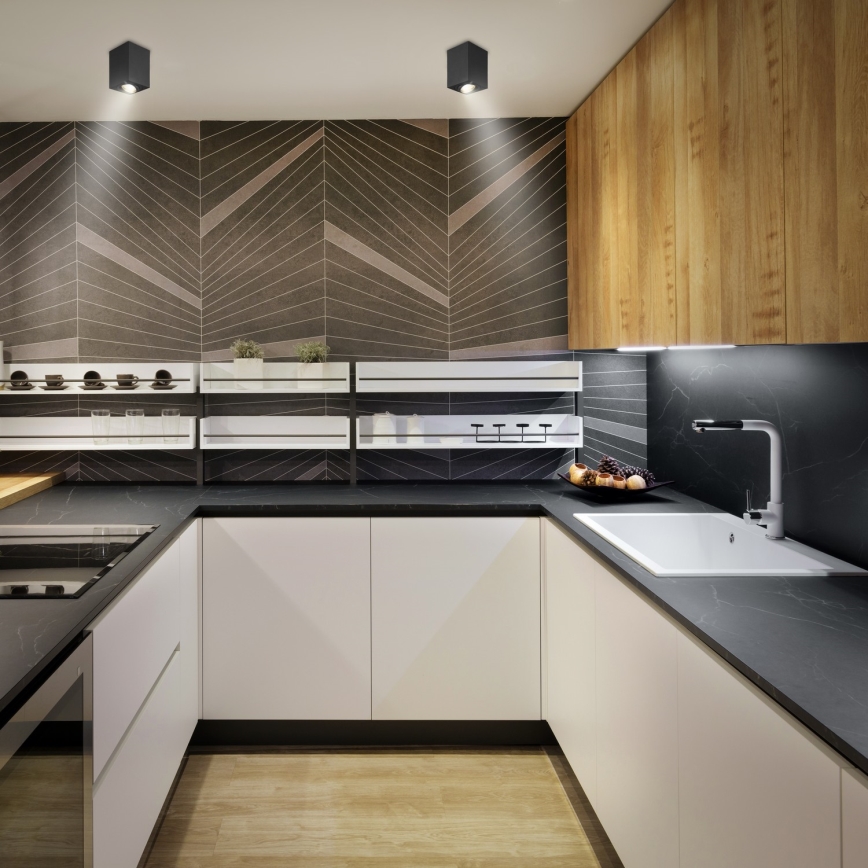 Brilagi - Luminária spot LED RGBW dimerizável MIA 1xGU10/6W/230V 3000K 100x80 mm preta + controlo remoto