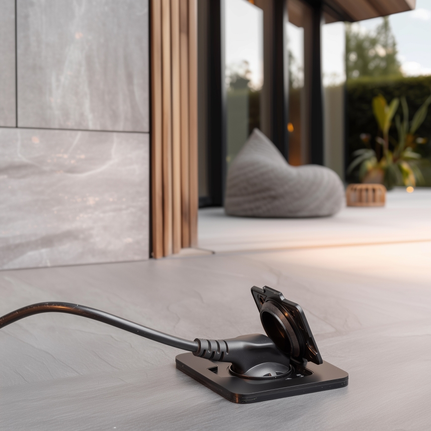 Brilagi - Tomada de piso embutida para exterior IP55 preta retangular