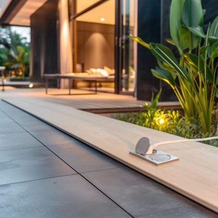 Brilagi - Tomada dupla de chão encastrada para exterior IP55 prateada retangular