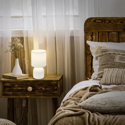 Brilo - Candeeiro de mesa INO 1xE14/10W/230V branco