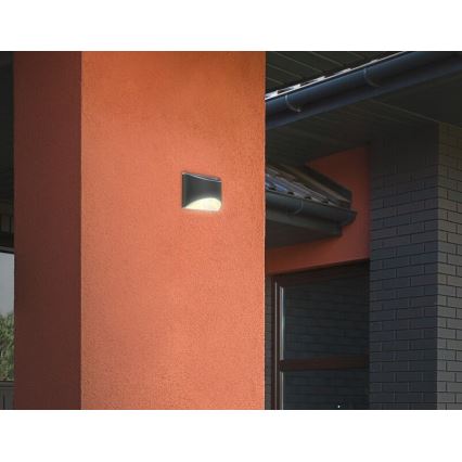 Briloner 3133015 - Aplique solar de parede LED/2W/3,7V IP44 3000K 300 mAh