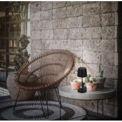 Briloner 7423015 - Lâmpada de mesa exterior recarregável LED regulável LED/2,6W/5V IP44 2000 mAh preta