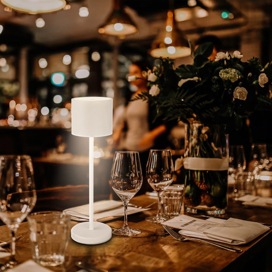 Briloner 7521016 - Lâmpada de mesa exterior LED recarregável e regulável SIGO LED/2,5W/5V IP44 2600 mAh branca