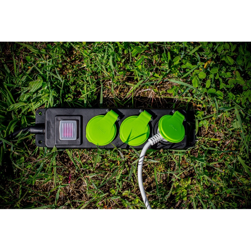 Cabo de extensão com interruptor 3 tomadas 20 m IP44