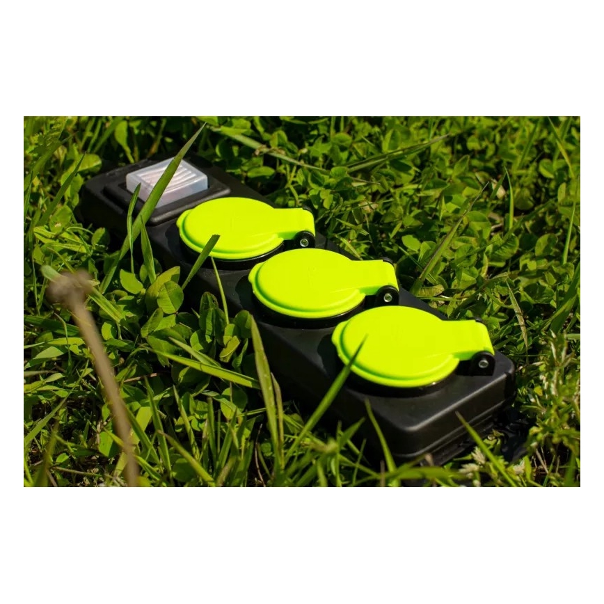 Cabo de extensão com interruptor 3 tomadas 20 m IP44