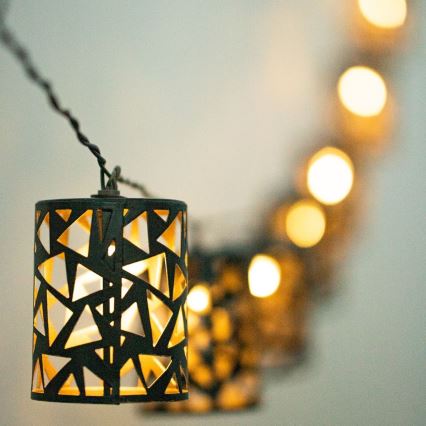 Cadeia Solar LED 10xE12/3,65m 600 mAh IP44 branco quente