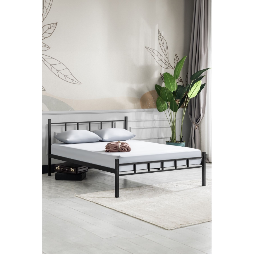 Cama metálica de casal ORMEL 160x200 cm, preta — suporta até 200 kg