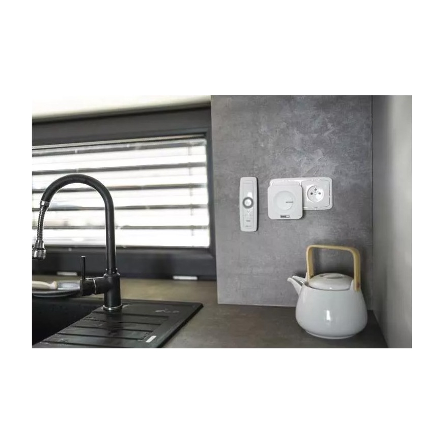 Campainha sem fios de tomada 230V IP44 branca