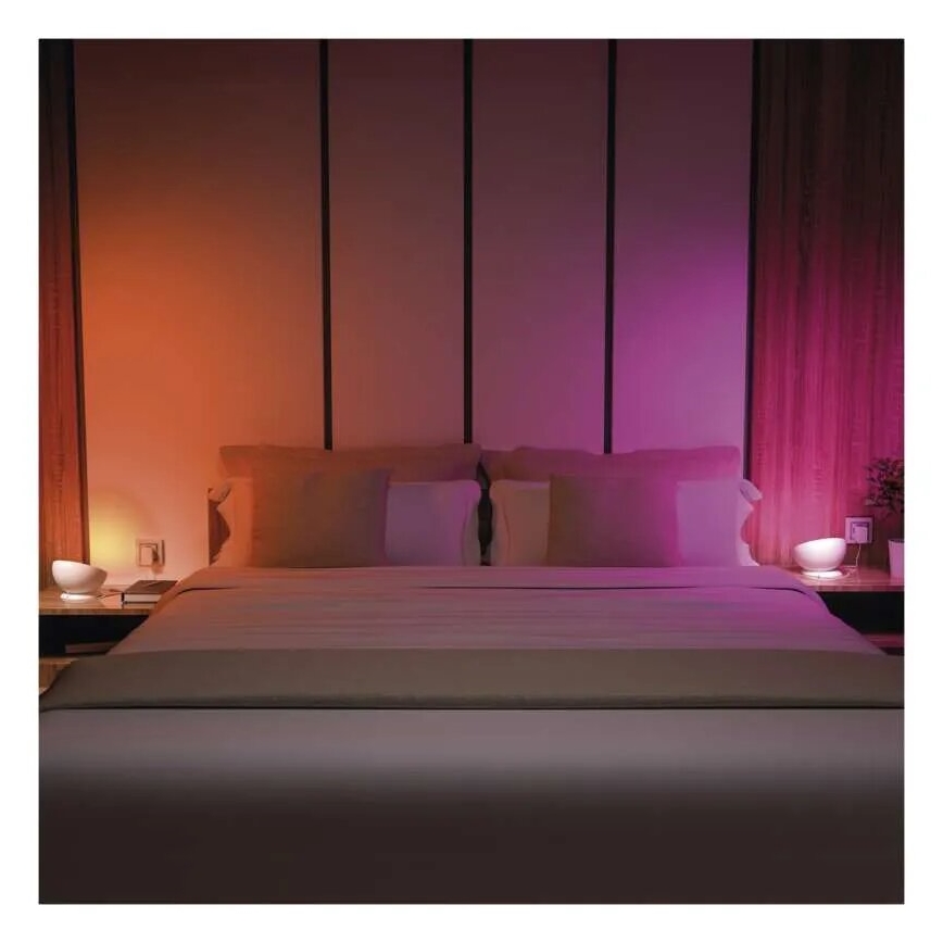 Candeeiro de mesa LED RGB com regulação GoSmart LED/7W/230V Wi-Fi branco