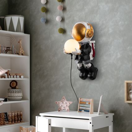 Candeeiro de parede infantil ASTRONAUT 1xE14/40W/230V, acabamento em cobre