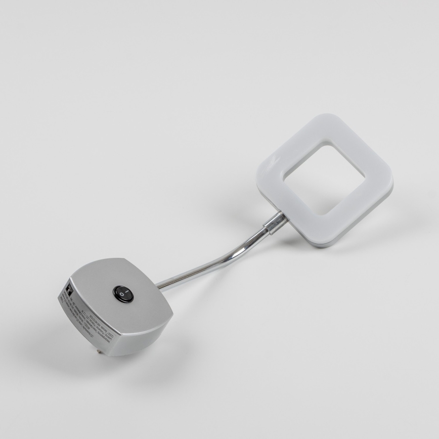 Candeeiro de parede LED com ficha para tomada LED/3,2W/230V cromado mate