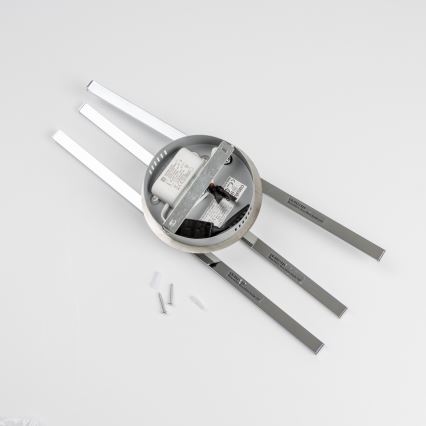 Candeeiro de tecto LED 3xLED/3W/230V cromo brilhante