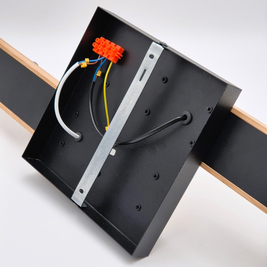 Candeeiro integrado MATTE 4xE27/15W/230V preto/carvalho