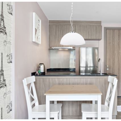 Candelabro numa corrente AÇÚCAR 1xE27/60W/230V branco