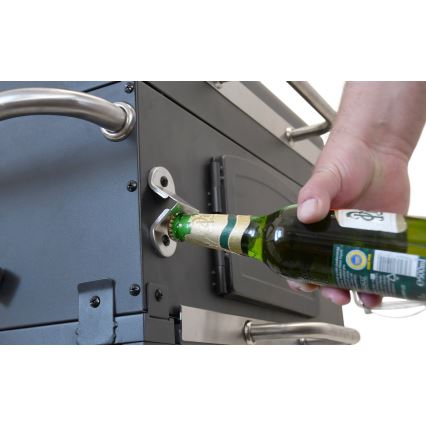 Churrasqueira a carvão preto