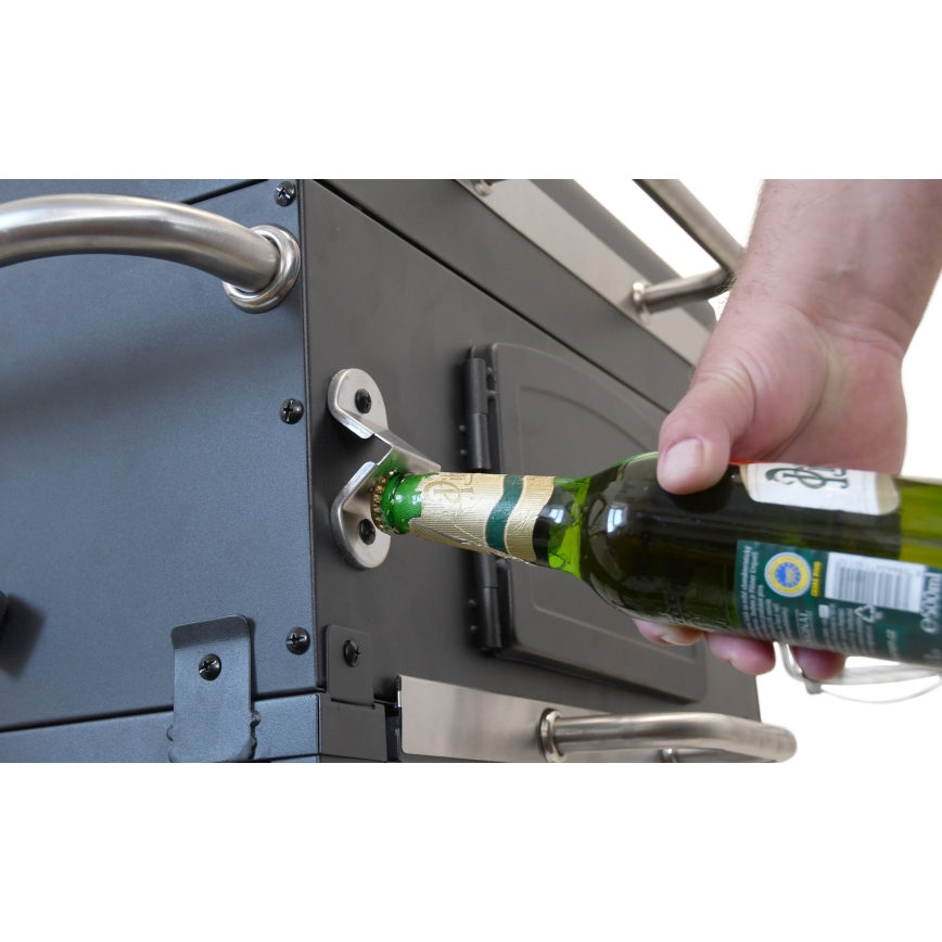 Churrasqueira a carvão preto